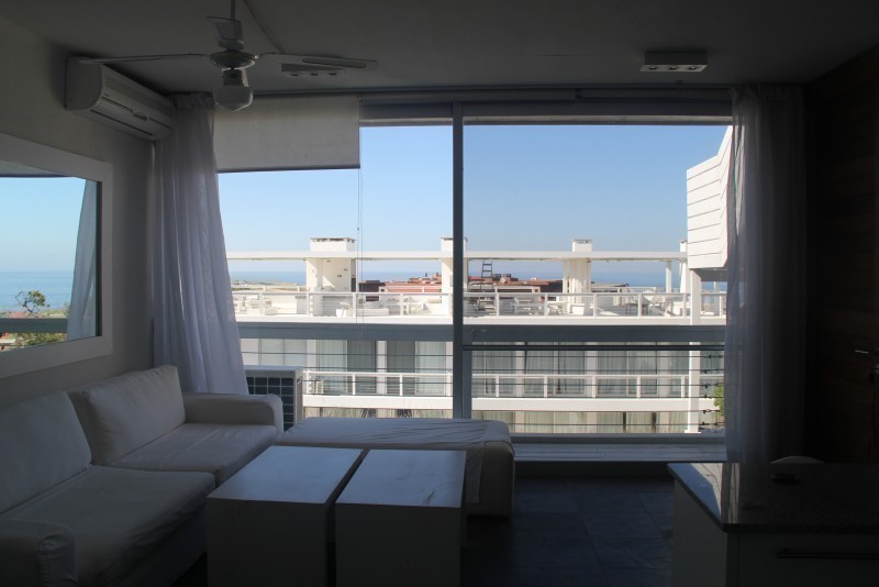 Hermoso penthouse en Manantiales de la ruta al mar